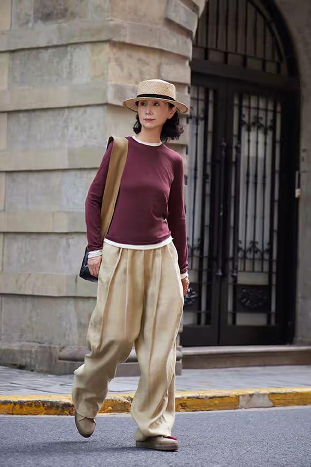 衣搭配阔腿裤和牛仔裤就能搭配高级感开元棋牌网站秋冬季就该这么打扮：毛(图7)